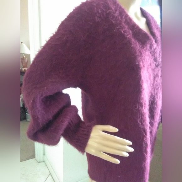 BNWOT MUSHY GUSHY SWEATER BY NORDSTROM B.P FUN, FUZZY AND FANTASTIC OVERSIZED!! - Picture 2 of 8